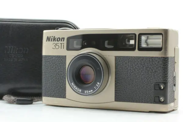 頑張れNikon!! | スタッフブログ | 札幌市の中古カメラ・レンズ買取