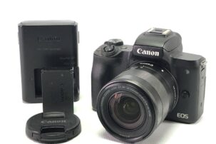 【Canon】EOS Kiss M + 18-55mm