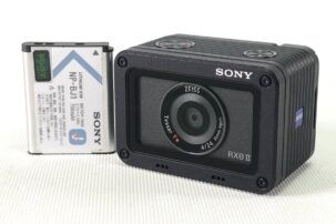 【SONY】Syber-shot DSC-RX0M2